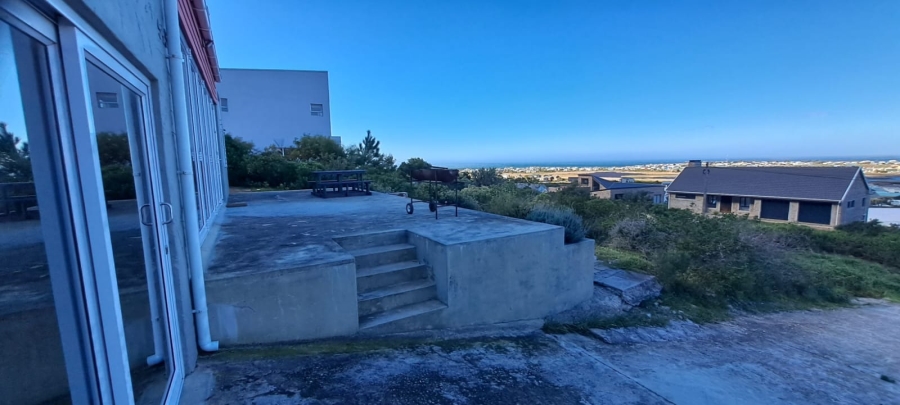 To Let 3 Bedroom Property for Rent in Bettys Bay Western Cape
